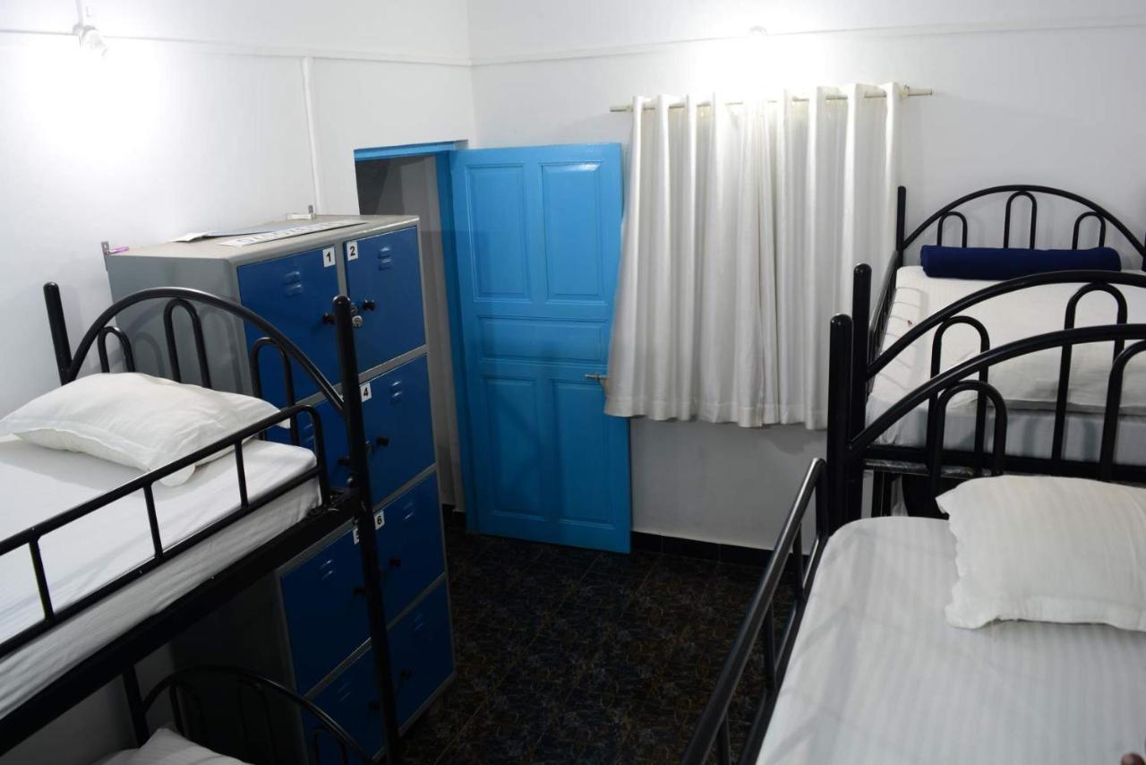Goanvibes Hostel Анджуна Екстериор снимка