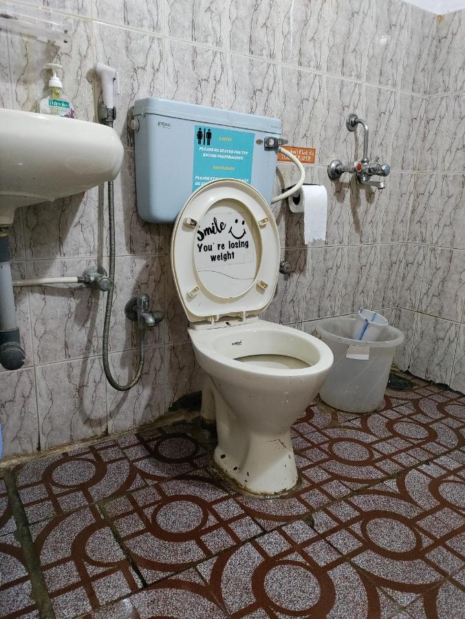 Goanvibes Hostel Анджуна Екстериор снимка