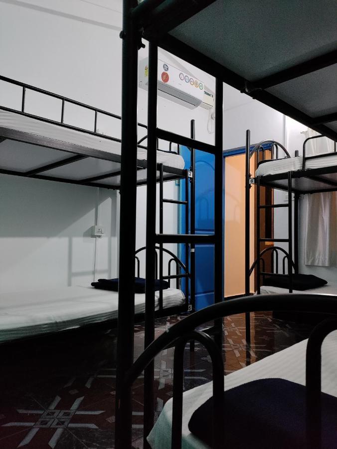 Goanvibes Hostel Анджуна Екстериор снимка