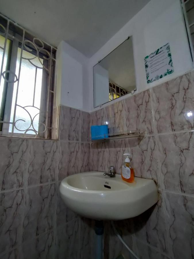 Goanvibes Hostel Анджуна Екстериор снимка