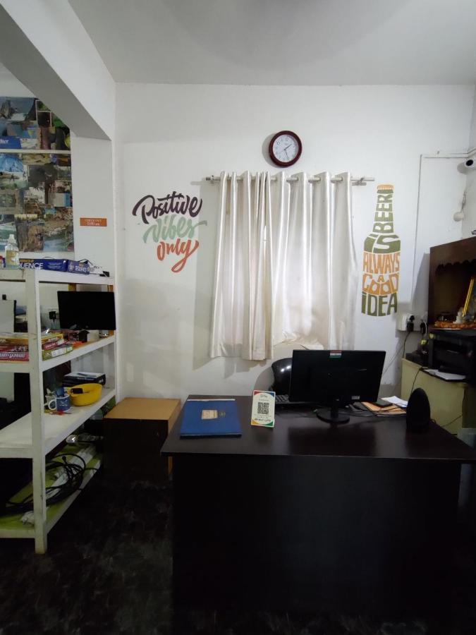 Goanvibes Hostel Анджуна Екстериор снимка